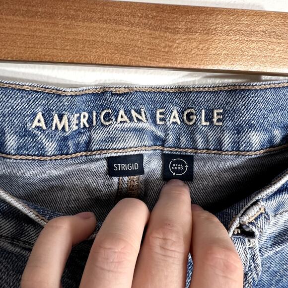 American Eagle Low-Rise Baggy Straight Jeans - Picture 3 of 6